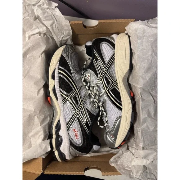 asics gel-nimbus 10.1 white black Women's 6.5 & Men's 5 - Picture 2 of 7